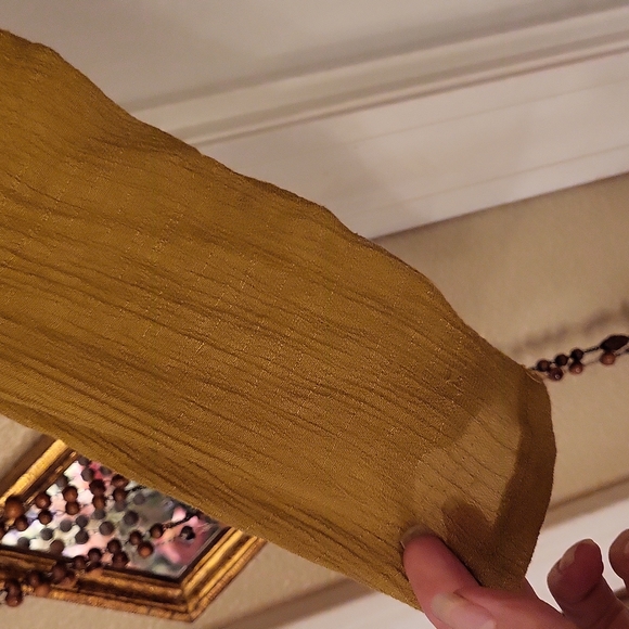 Beautiful gauzy dress Korean made size medium mustard - Picture 4 of 5